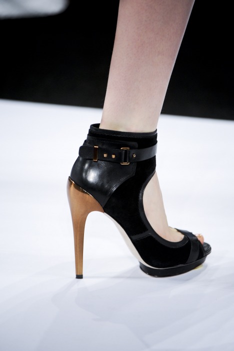 bcbg max azria schuhe