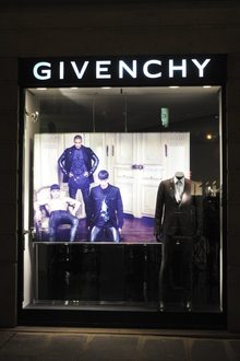 Givenchy r François 1er