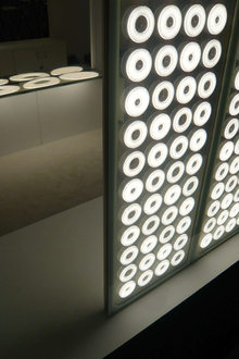 thumbs_quantum_glass_planilum_dubai_02_m.jpg